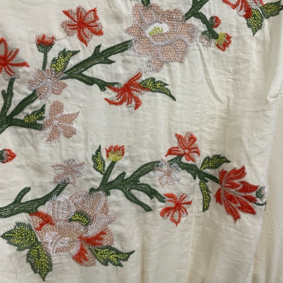 Delicate semi-sheer embroidered romper | S | cream/off white - Picture 2 of 9